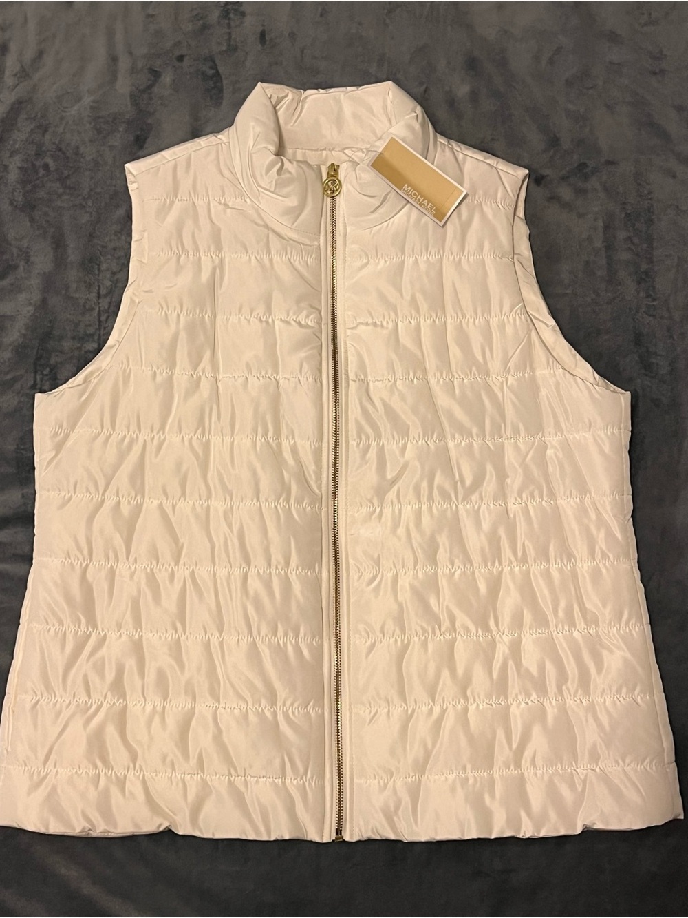 New MICHAEL Michael Kors Light Cream Quilted Puffer Vest with Gold Zipper XL